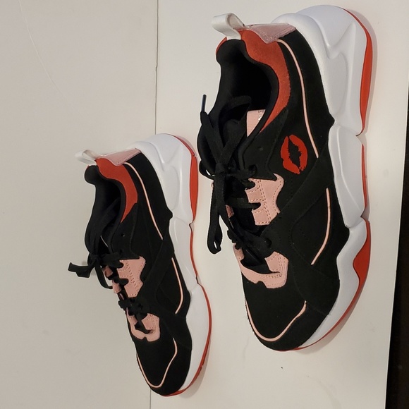 Puma Nova x Maybelline Sneakers Size 6 NWOT'S - Picture 6 of 12